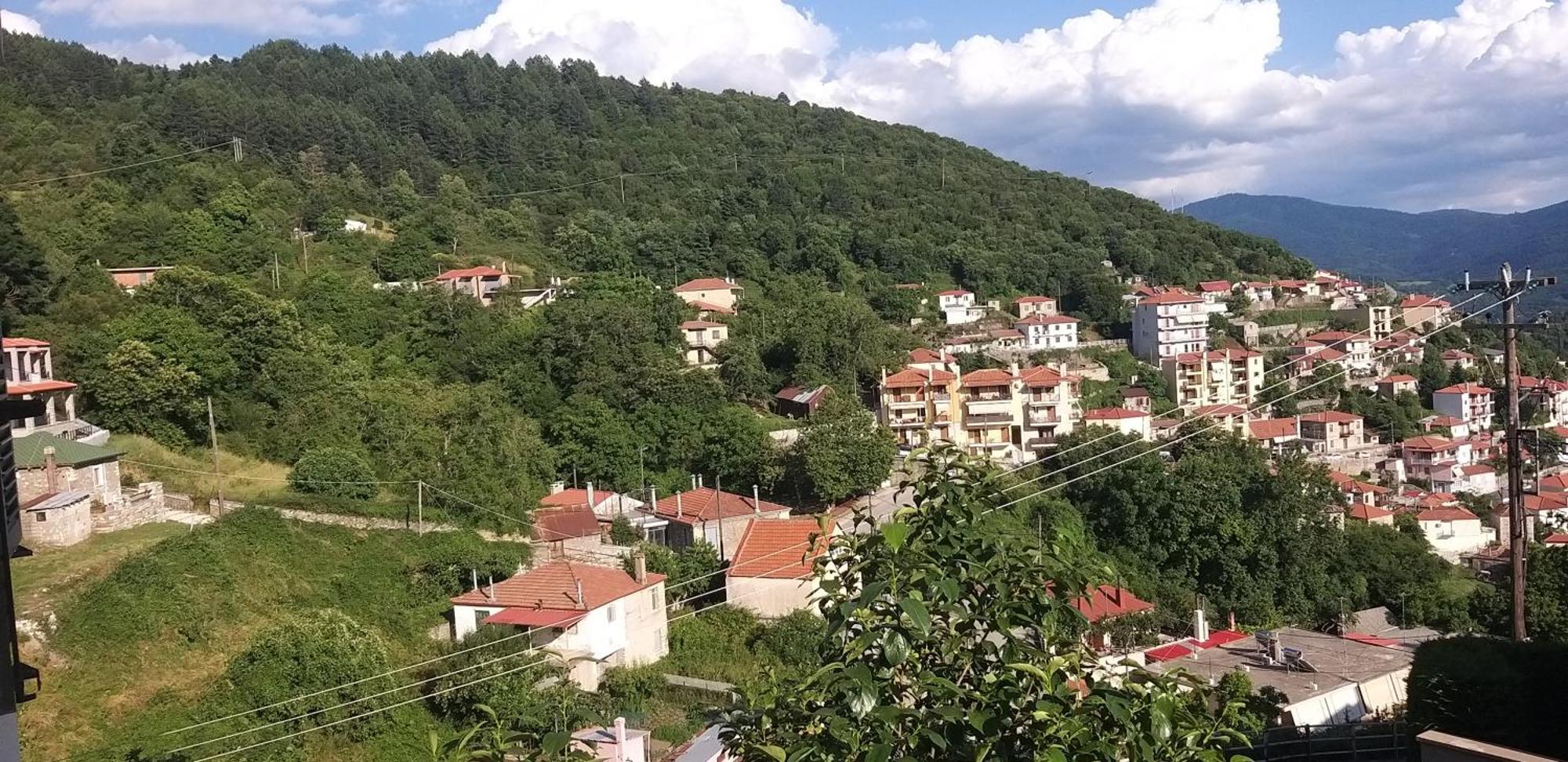 דירות קרפניסיון Το Σπίτι Της Ευτυχίας Στούντιο מראה חיצוני תמונה